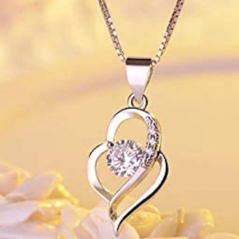 925 Sterling Silver Heart Pendant Necklace